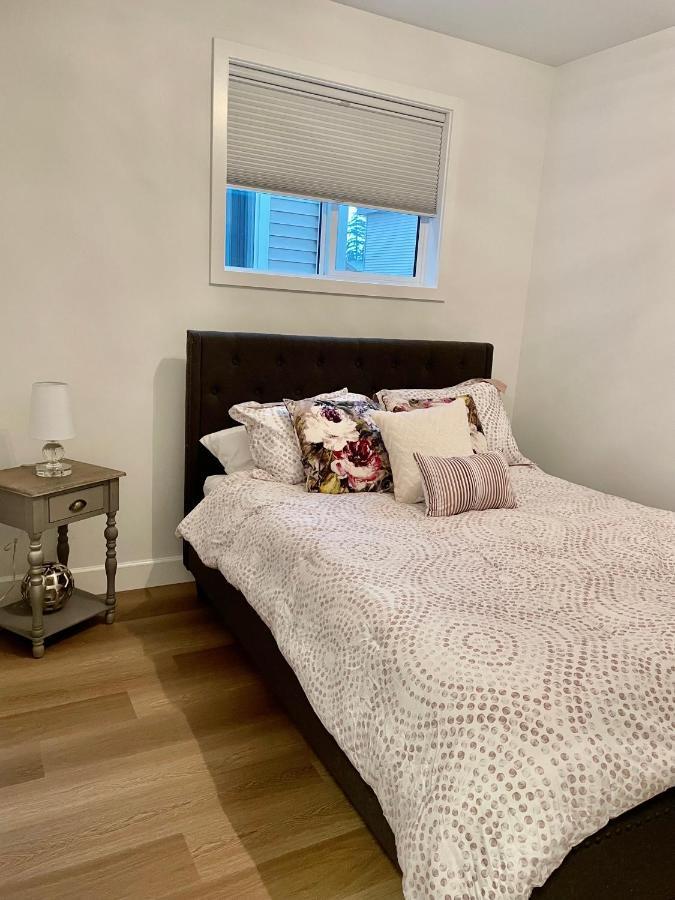 ויקטוריה Adorable 1 Bedroom Suite- A Skip To Galloping Goose מראה חיצוני תמונה